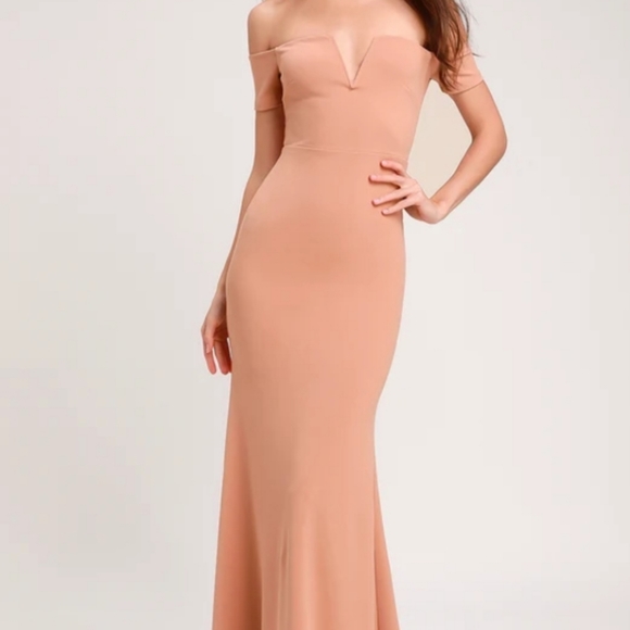 Medium Nude Off-the-Shoulder Maxi Dress - Picture 4 of 8